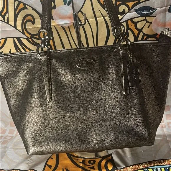 Coach Chicago Ellis Metallic Bronze Pebbled Leather Large Tote - Picture 2 of 15